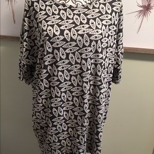 LuLaRoe Irma top